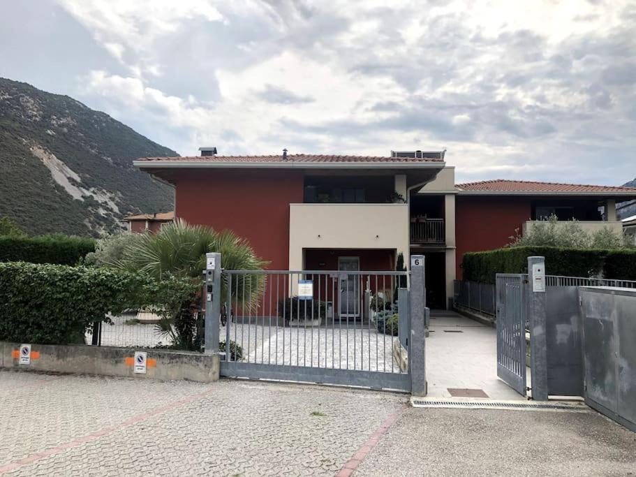 Porta Del Garda Apartment Dro Ngoại thất bức ảnh